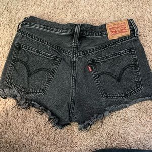 LEVI’S Black Jean Shorts